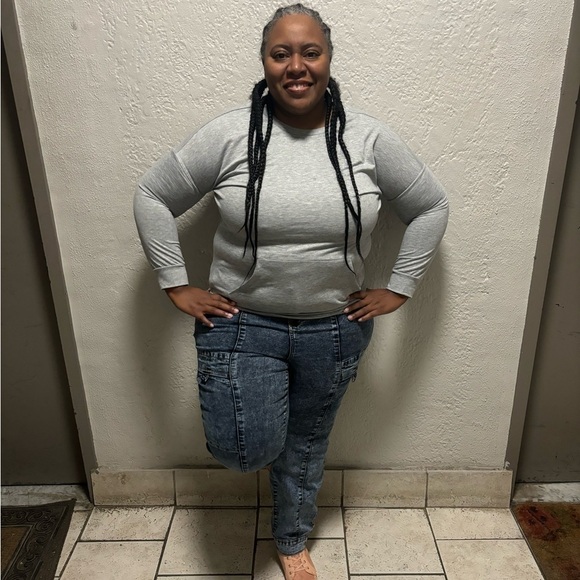 Long Sleeve French Terry Top with Kangaroo Pocket – Heather Gray - Picture 5 of 7